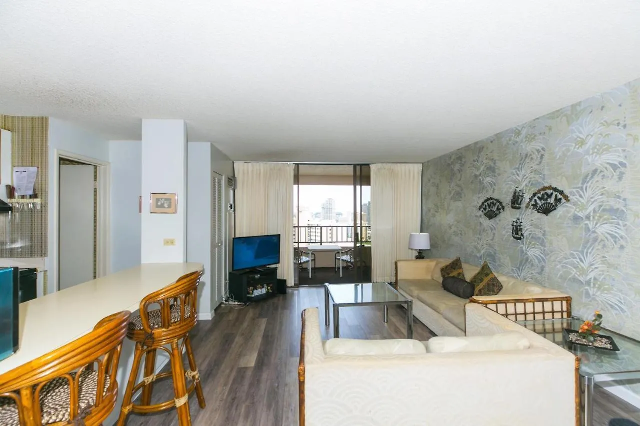 Spacious Condos With Private Balcony At Discovery Bay - Free Wifi, Near Beaches! Honolulu 0*,  USA