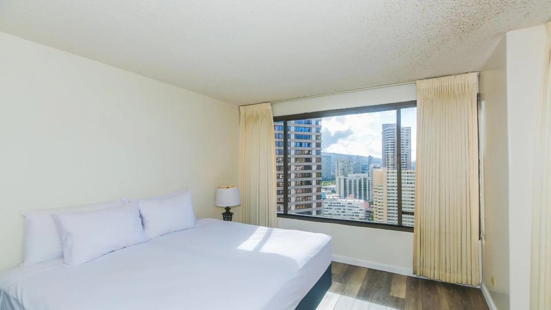 Apartmán Spacious Condos With Private Balcony At Discovery Bay - Free Wifi, Near Beaches! Honolulu