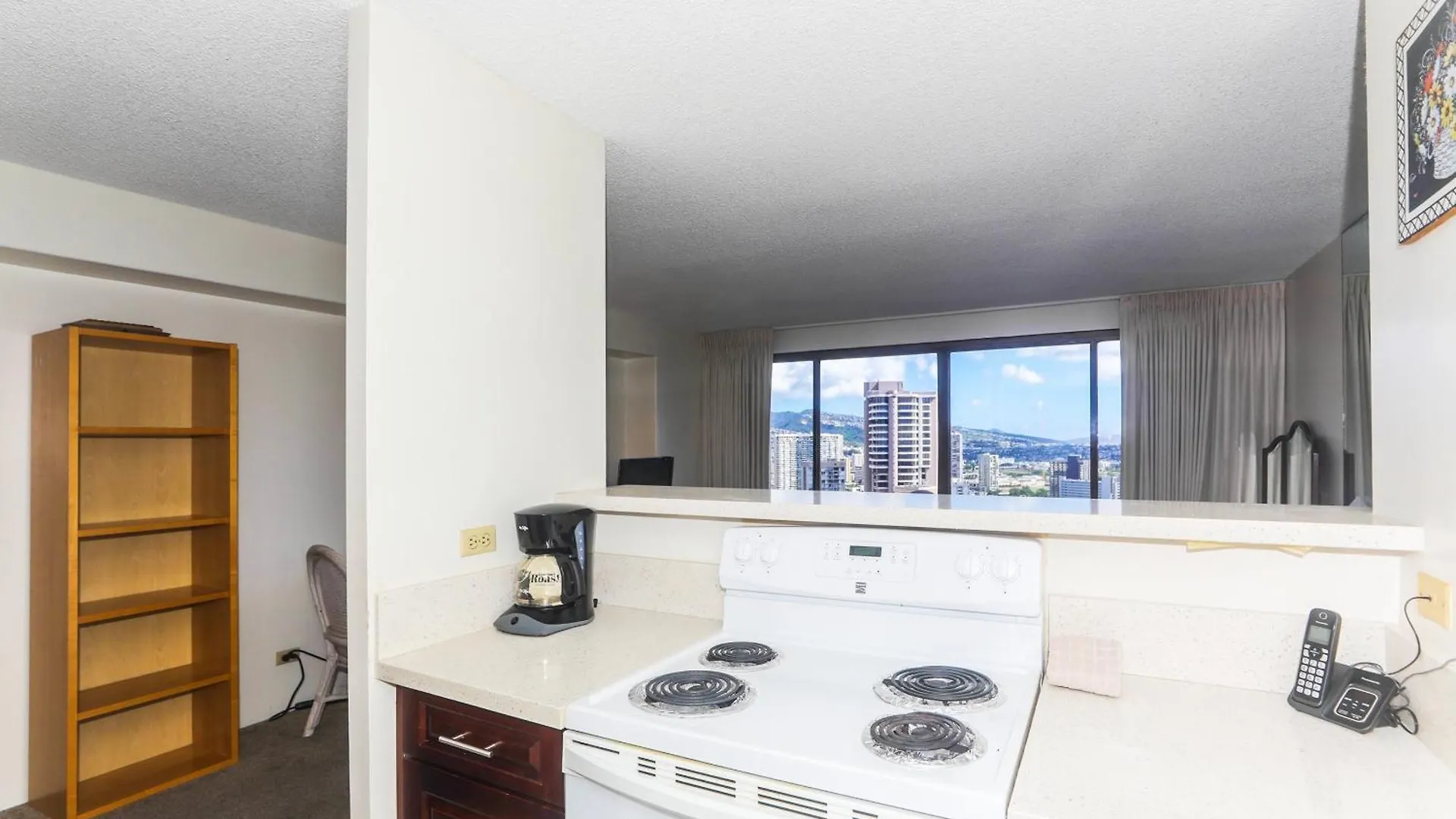 Spacious Condos With Private Balcony At Discovery Bay - Free Wifi, Near Beaches! Honolulu 0*,  USA