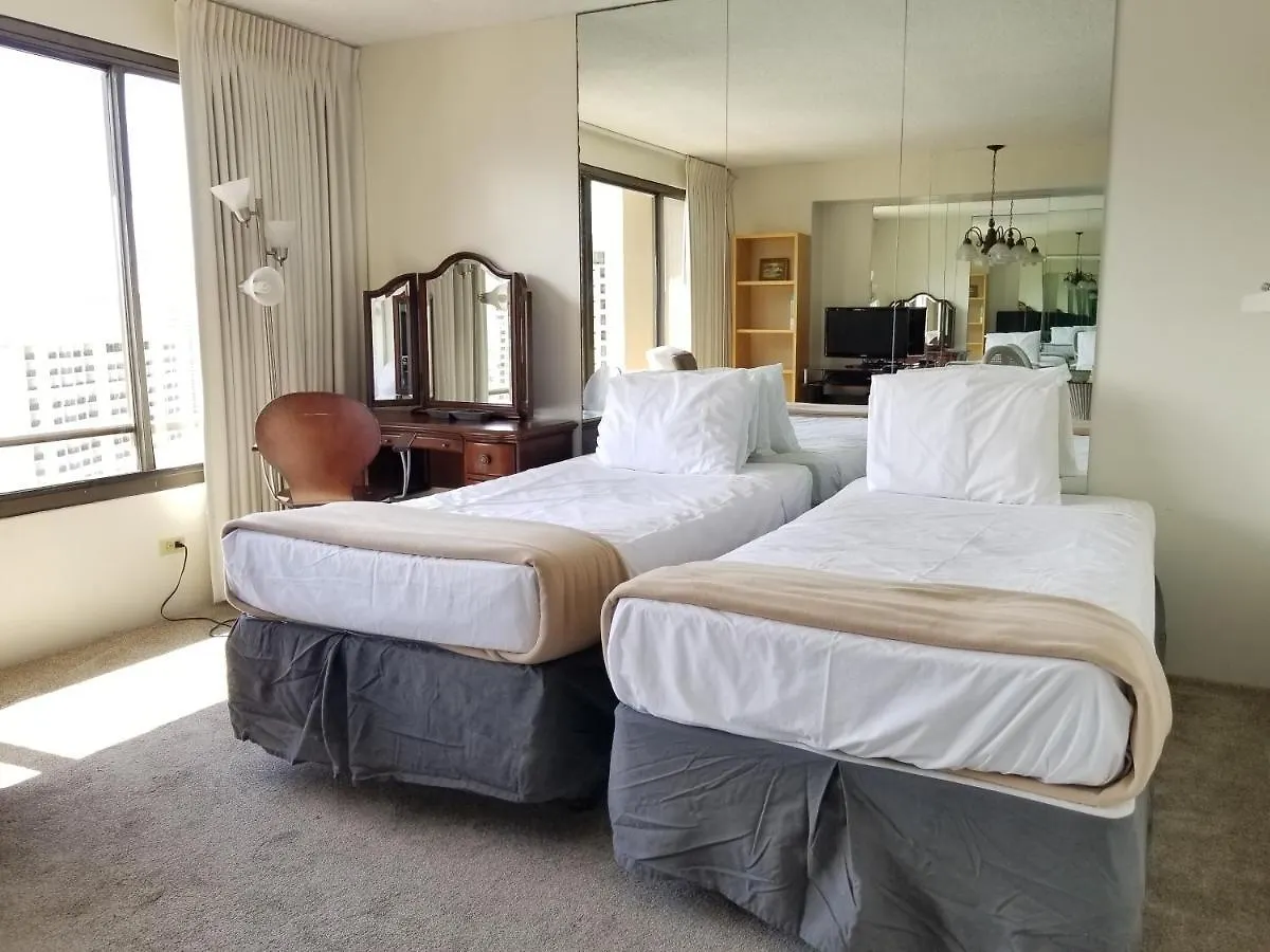 Spacious Condos With Private Balcony At Discovery Bay - Free Wifi, Near Beaches! Honolulu Apartmán