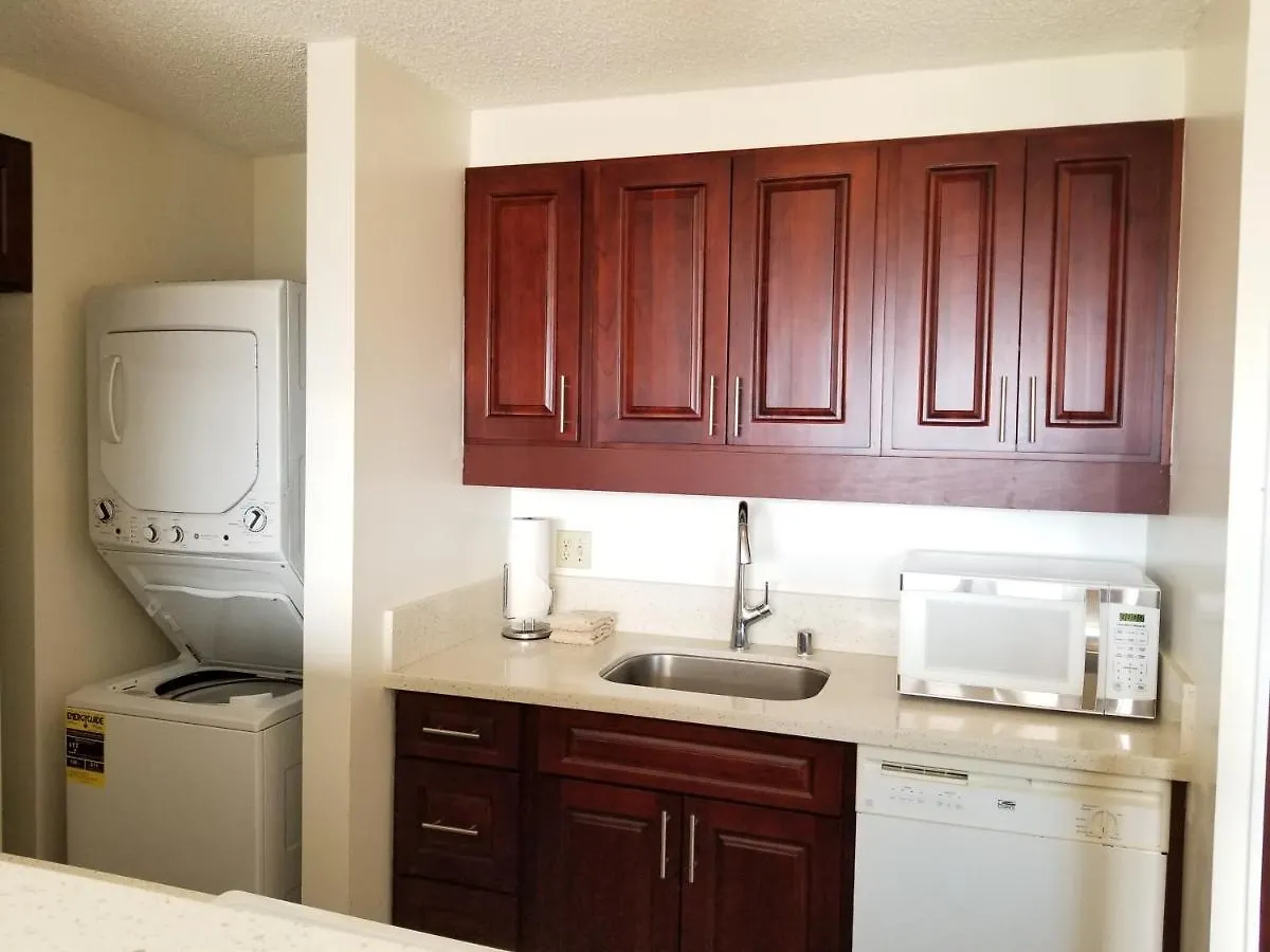 Spacious Condos With Private Balcony At Discovery Bay - Free Wifi, Near Beaches! Honolulu 0*,