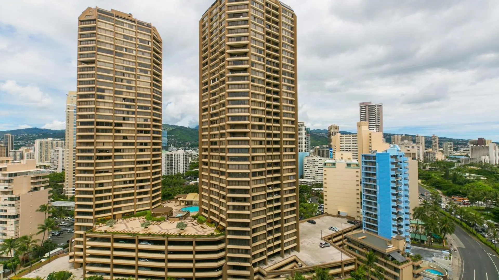 Spacious Condos With Private Balcony At Discovery Bay - Free Wifi, Near Beaches! Honolulu Apartmán